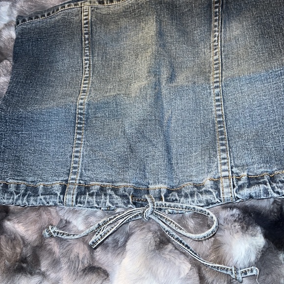 Weather Vane, size Medium, Jean crop top - Picture 9 of 14